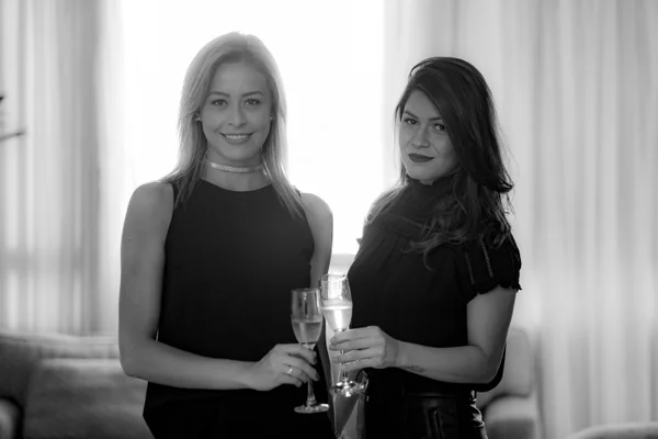 Helen Morais e Natasha Sampaio inauguram marca “Helen Morais Store”