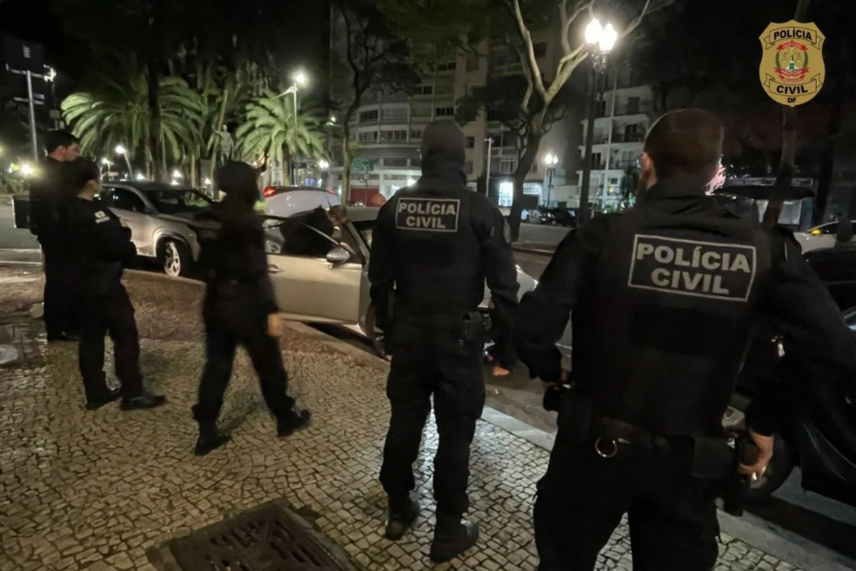 Operação da PCDF cumpre seis mandados de busca e apreensão na Zona Leste de São Paulo Operação da PCDF cumpre seis mandados de busca e apreensão na Zona Leste de São Paulo