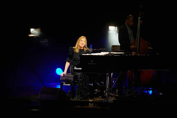 Diana Krall é ovacionada em show memorável do Metrópoles Music