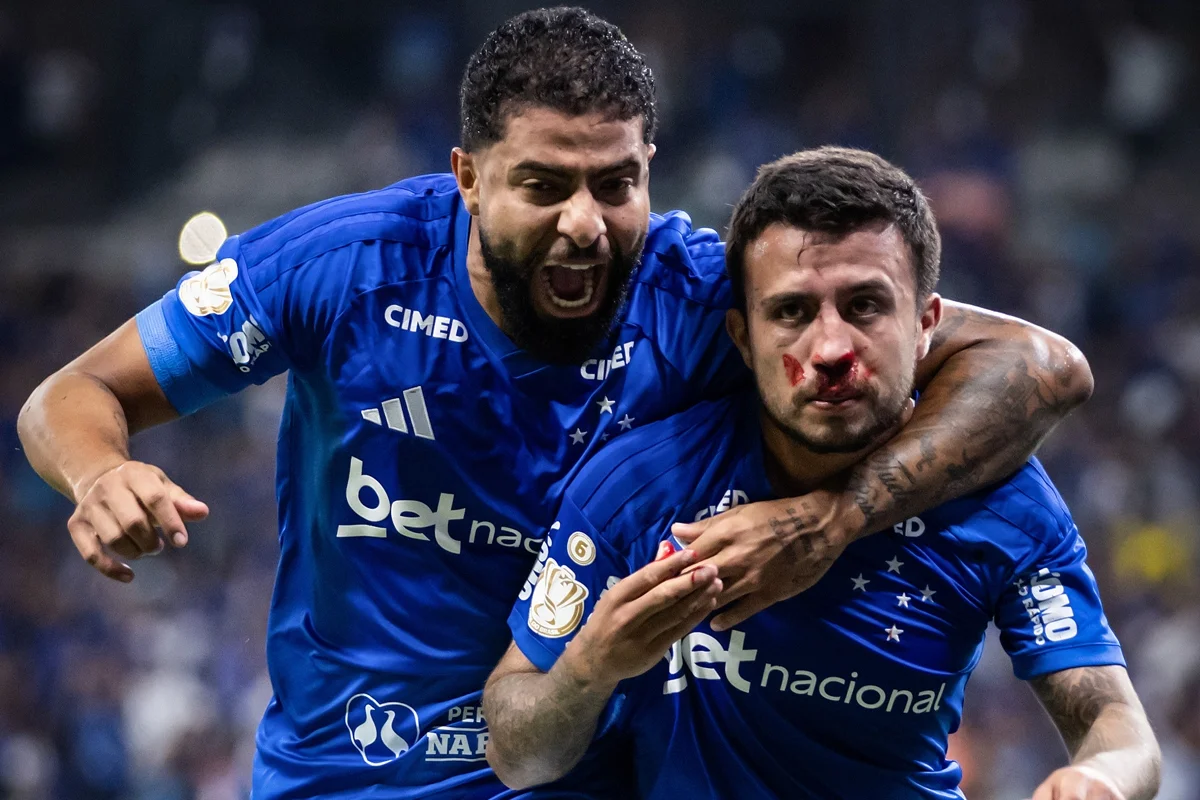 Cruzeiro vence Chapecoense e vai às quartas da Copa do Brasil