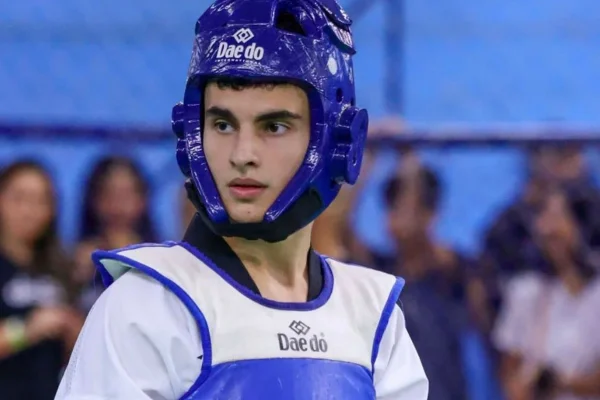 Quem era Cauã Batista, promessa do taekwondo que morreu aos 18 anos - Metrópoles