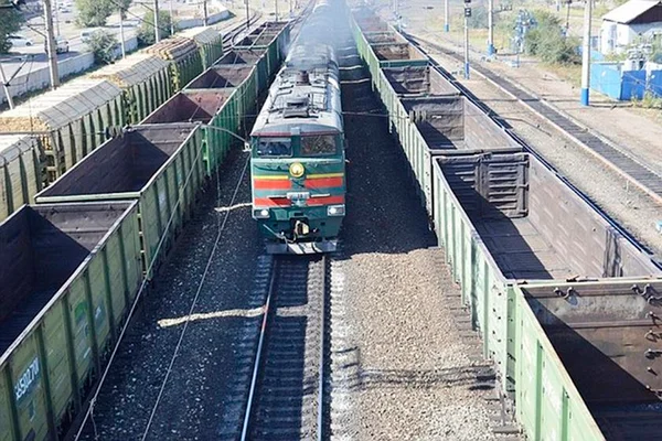 Mulher é decapitada enquanto fazia sexo em trilho de trem