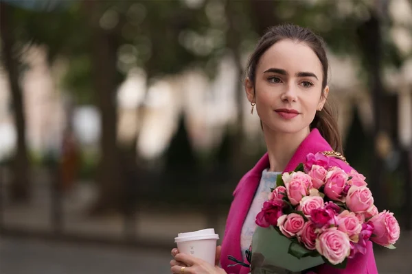 Lancôme lança coleção de beleza inspirada em Emily In Paris