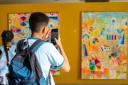 Alunos do CEF 01 Planalto visitam a exposição Constelações Contemporâneas da Cena Artística de Brasília