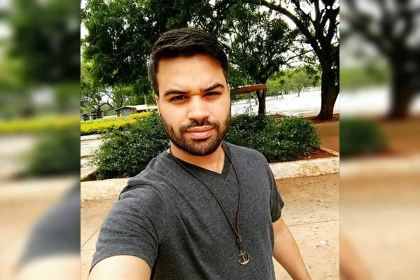 Igor Alves Viana, esfaqueado na EPNB