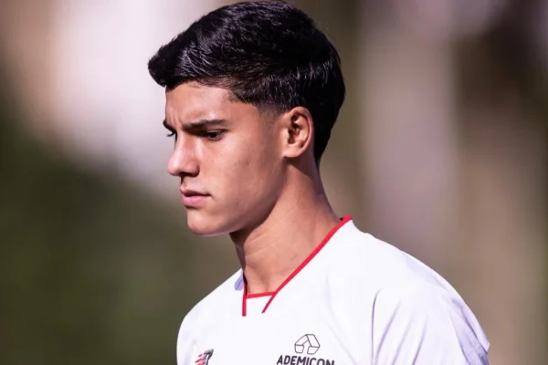 O jogador Nicolas, do SPFC - Metrópoles