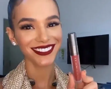 Bruna Marquezine