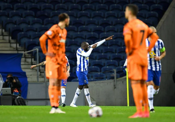 Defesa funciona, Porto surpreende e vence Juventus na Champions League