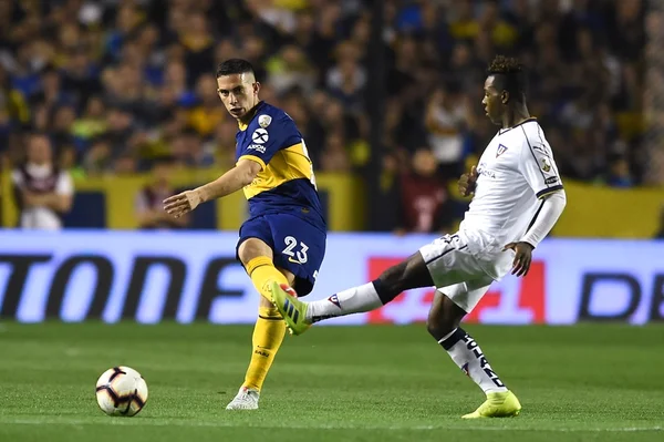 Boca empata, elimina a LDU e espera pelo River na semi da Libertadores