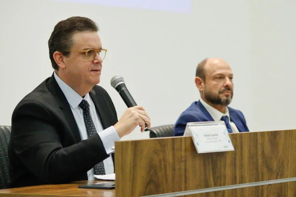 Ministro da Previdência Social, Wolney Queiroz, e o presidente do Instituto Nacional de Seguridade Social (INSS), Gilberto Waller - Metrópoles