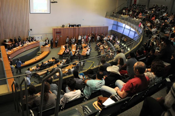 Câmara Legislativa tem duas semanas para aprovar projetos que garantem reajuste de servidores