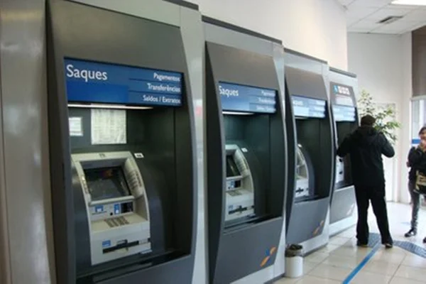 Caixas eletrônicos