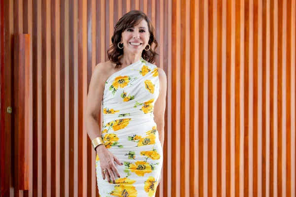 Cleucy Estevão é celebrada por Claudia Salomão em incrível almoço espanhol