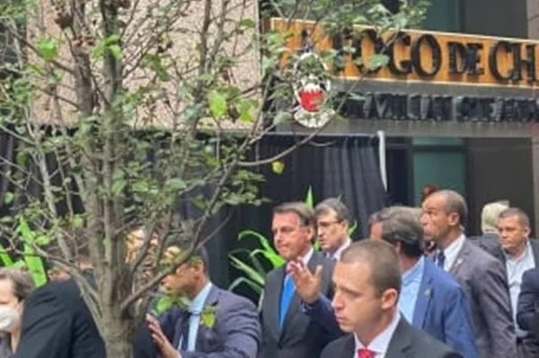 Diário das vergonhas que passa o Brasil com Bolsonaro em NY