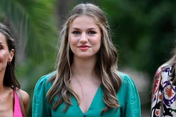 Em “guerra” com rainha Letizia, princesa Leonor já namorou brasileiro