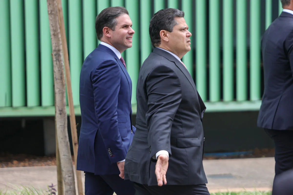 As relações entre a cúpula do Congresso e Vorcaro