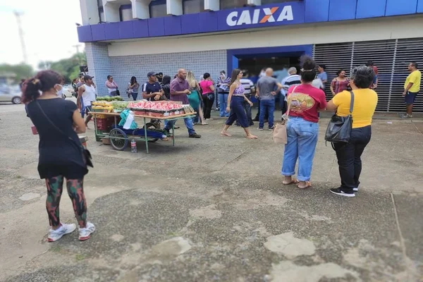 Saque do auxílio de R$ 600 é liberado para mais 2,6 milhões de brasileiros