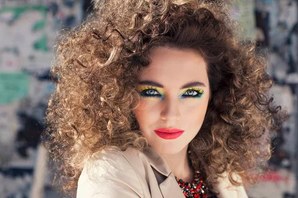 Saudades? Pinterest diz que a busca pela moda dos anos 1980 subiu 90%