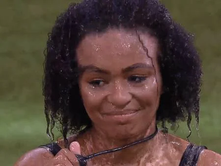 Natália humilhada no Jogo da Discórdia