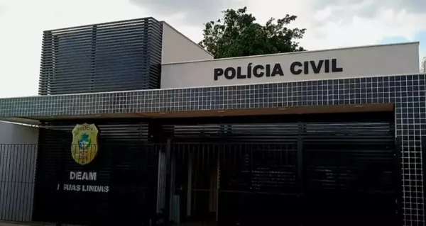 Mulher é presa por vender fotos íntimas da filha de 8 anos em Goiás