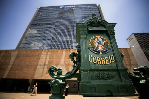 Fachada do prédio sede dos Correios e detalhes de agência da empresa, no Setor Bancário Norte, em Brasília metrópoles 7