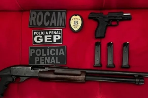 Força-tarefa de Mossoró prende homem com duas armas e munições