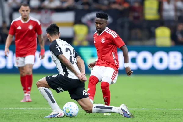 Internacional x Corinthians: onde assistir ao vivo, local e horário