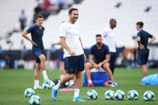 Após sofrer goleada, Lampard exibe otimismo no Chelsea na Supercopa