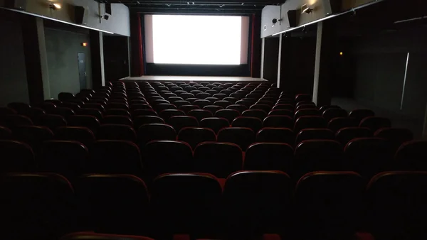 Alvo de olavistas vira diretor de Políticas Audiovisuais do governo