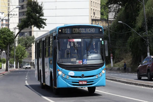 Motorista é atacado por passageiro armado no ES