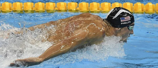 Michael Phelps conquista outro ouro pouco depois de vencer os 200m