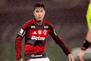 Erick Pulgar é um dos alvos do Monaco