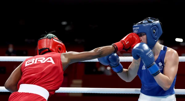 Boxe: Jucielen Romeu perde para britânica e está fora das Olimpíadas
