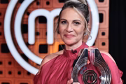 A advogada Daniela Dantas foi escolhida a campeã da temporada 2025 do MasterChef Brasil
