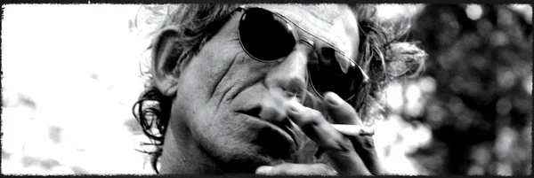 Netflix divulga trailer de filme sobre Keith Richards