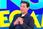 Celso Portiolli é apresentador do Domingo Legal