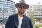 Acusado de estupro, Daniel Alves se converte e canta louvor
Acusado de estupro, Daniel Alves se converte e canta louvor