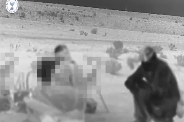 Imagem colorida, agentes israeleses no ataque a alvo nuclear no Irã- Metrópoles