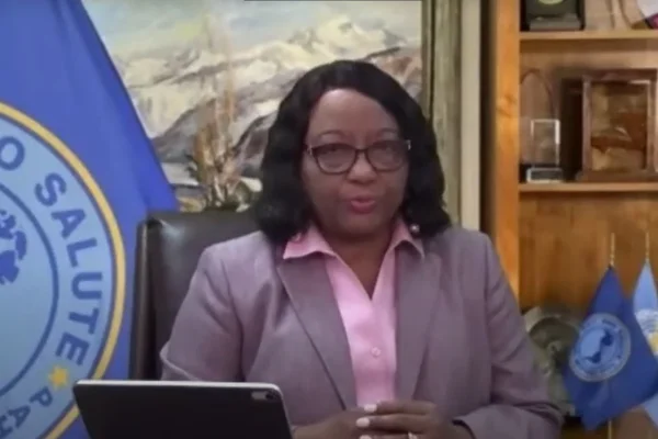 Carissa Etienne - diretora da OPAS