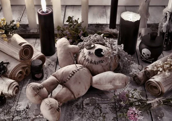 Suspeitos de esquartejar crianças em ritual de magia negra são presos