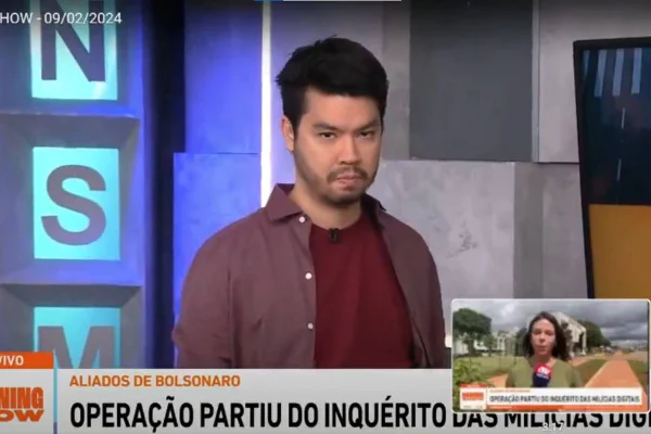 Nelson Kobayashi apresentando programa da Jovem Pan - Metrópoles