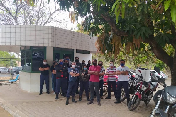 Vigilantes paralisam atividades em hospitais do DF por falta de pagamento