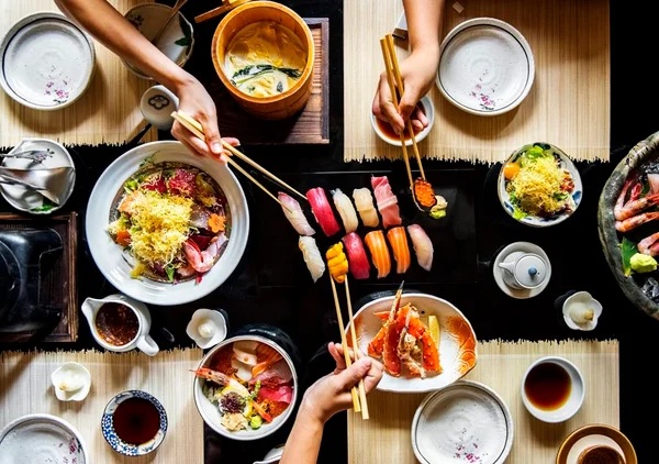 Chef japonês dá aula gratuita sobre a gastronomia do país asiático