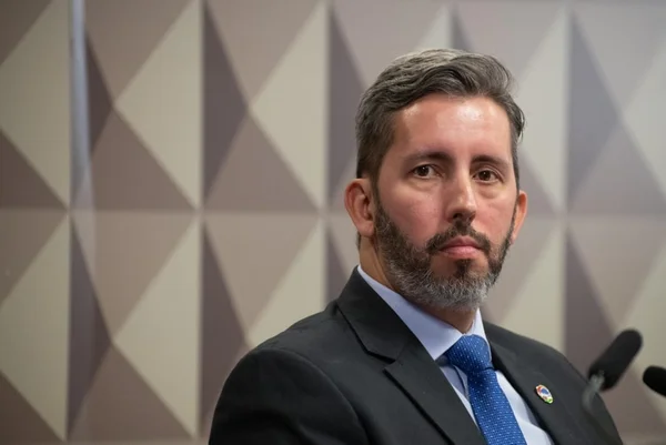 Leandro Grass PPCub Senado