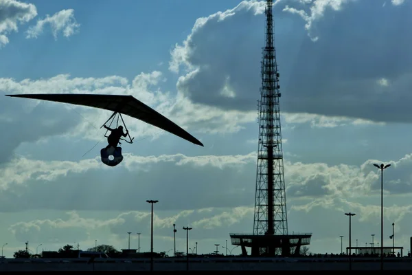 Brasília recebe Mundial de Voo Livre com pilotos de 29 países