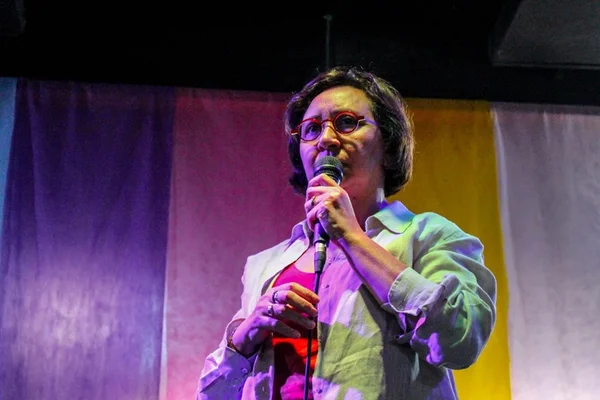 PSol lança professora Fátima Sousa como pré-candidata ao governo do DF