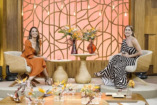 Patricia Poeta e Alexia (Deborah Secco) em Salve-se Quem Puder