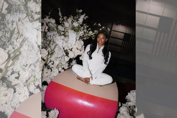 Imagem colorida de Simone Biles- Metrópoles