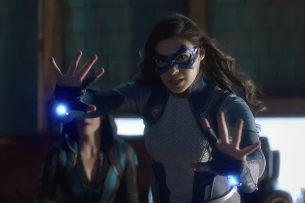 Cena da 6ª e última temporada de Supergirl