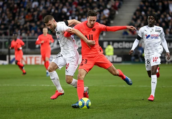 Sem Neymar e Mbappé, PSG empata com penúltimo colocado do Francês